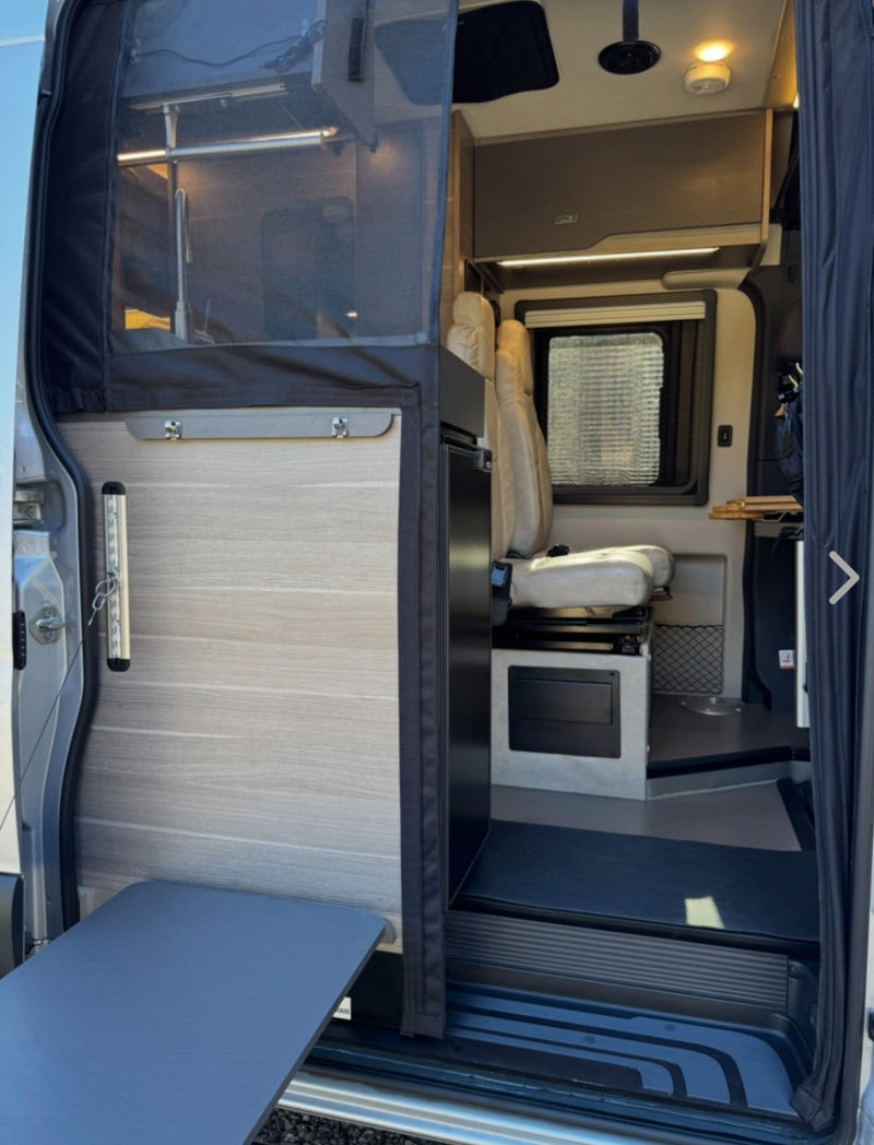  custom interior — photo 4