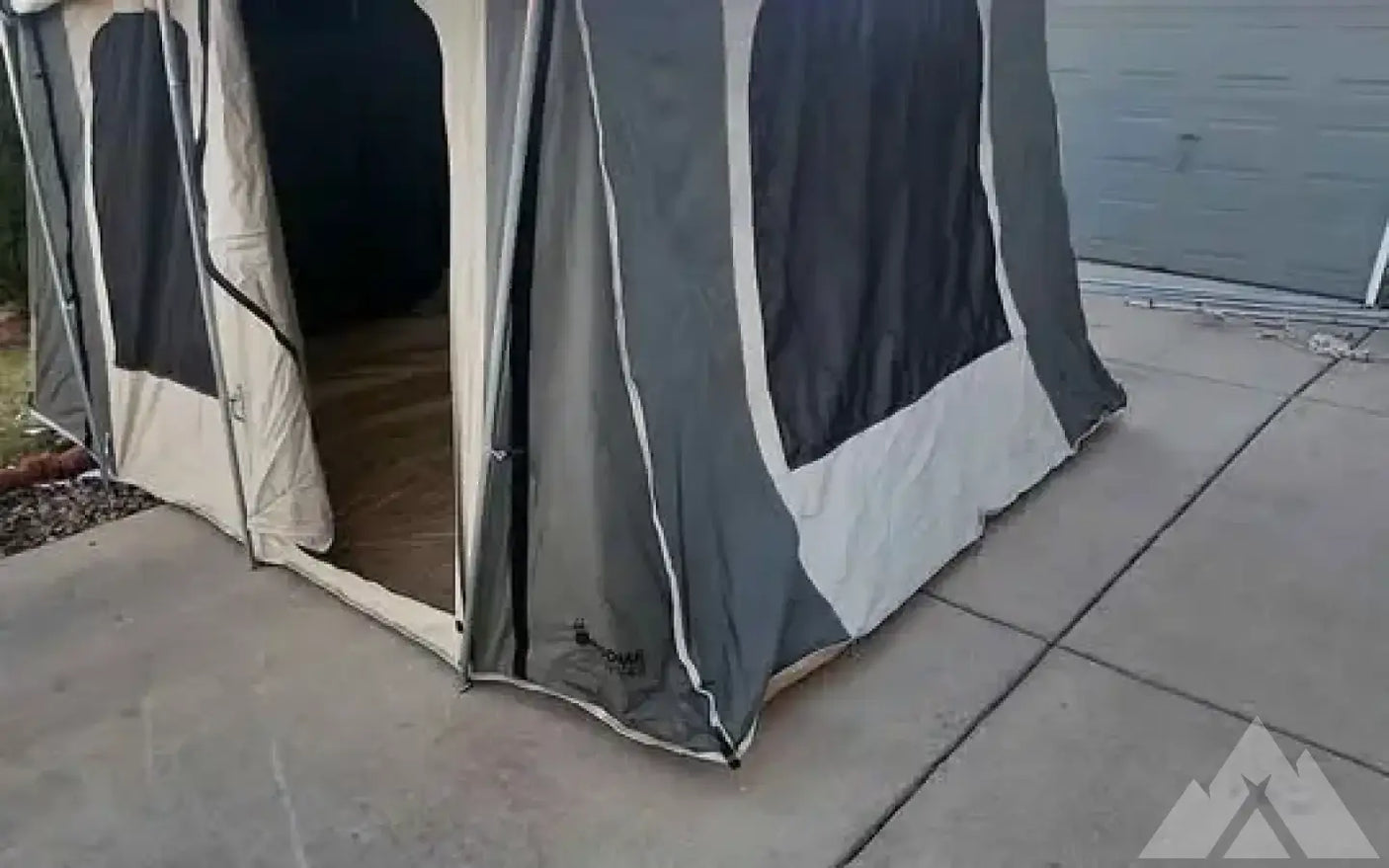 Kodiak canvas tent 12x9 cabin — used tents & canopies for sale (photo 2)