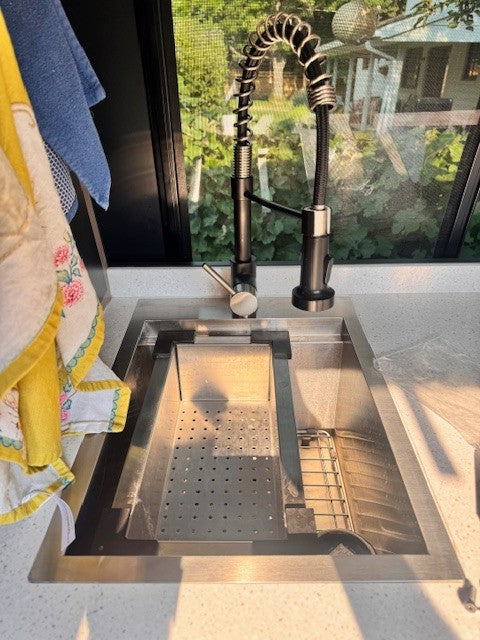 Off-Grid 2022 Sprinter 4x4 "BAM" [ Family and pet friendly — photo 17