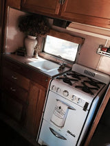 1950 Vintage Charm