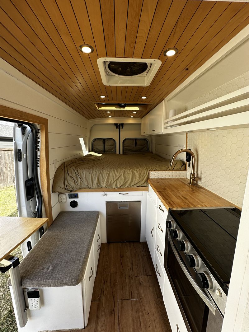  ideal for rv rental — photo 2