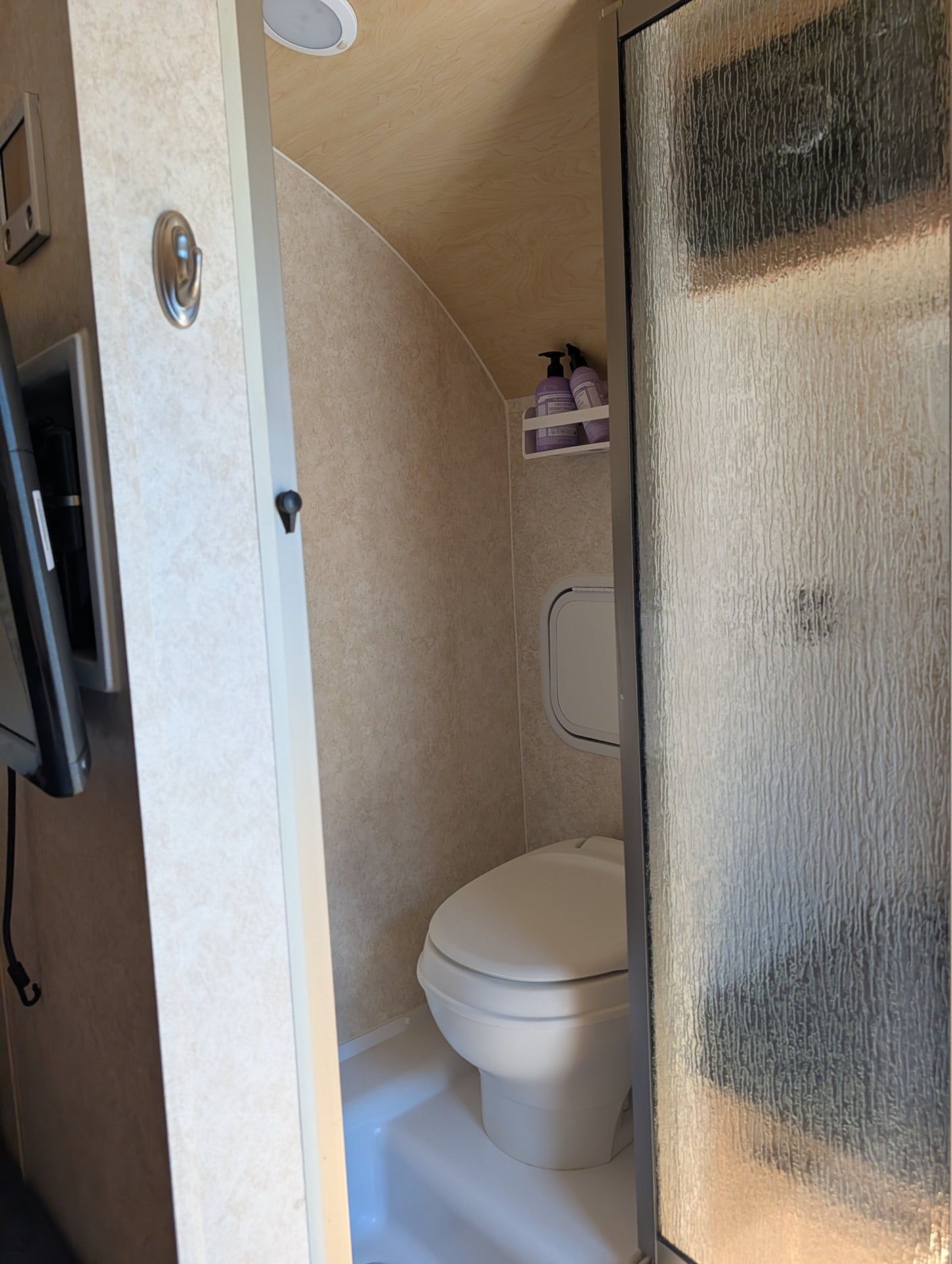 Cozy nuCamp Clamshell Teardrop | Epic Outdoor Kitchen & Adventure Ready!