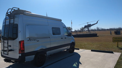 2021 Winnebago Revel "Vagabond" — photo 2