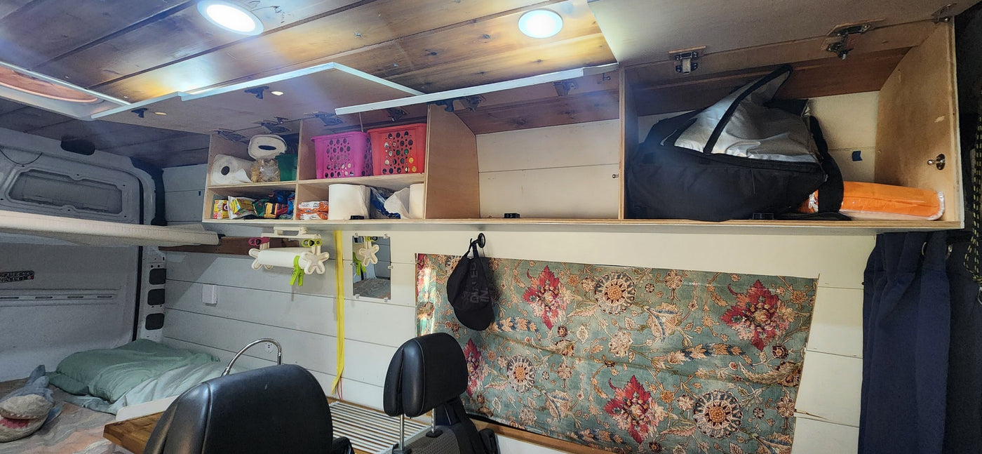  featuring a bed — photo 11