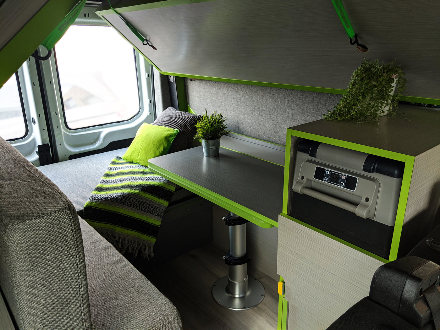 2018 Ford Transit Camper Van — photo 13