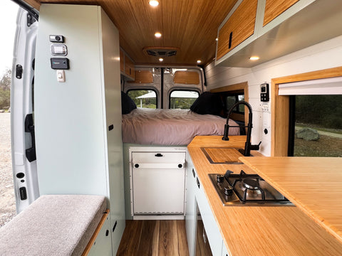 Scenic Vans' "The Aspen" - Unlimited Mileage — photo 4
