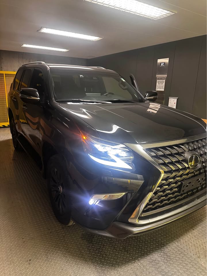 2023 Lexus GX in Toronto, ON (photo 12)