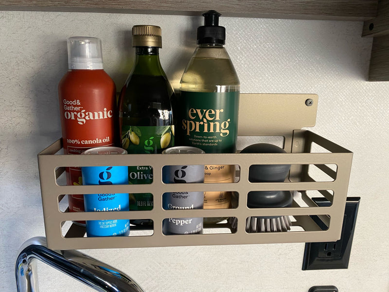  parked on a sunny street. — photo 5