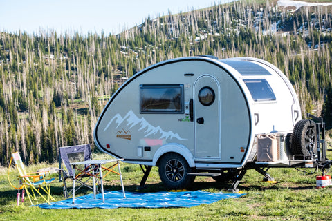 Lil Gal RV overland rental