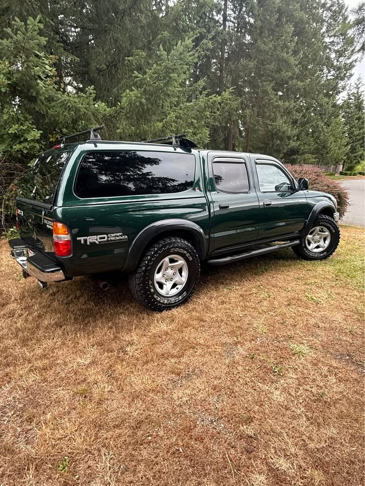 2002 Toyota Tacoma Double Cab · SR5 4x4 3.4 V6 Rear-Diff Locker in Bonney Lake, WA (photo 6) — photo 6