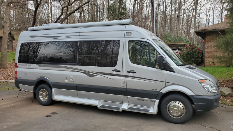  a silver Pleasure-Way Plateau-TS camper van — photo 2