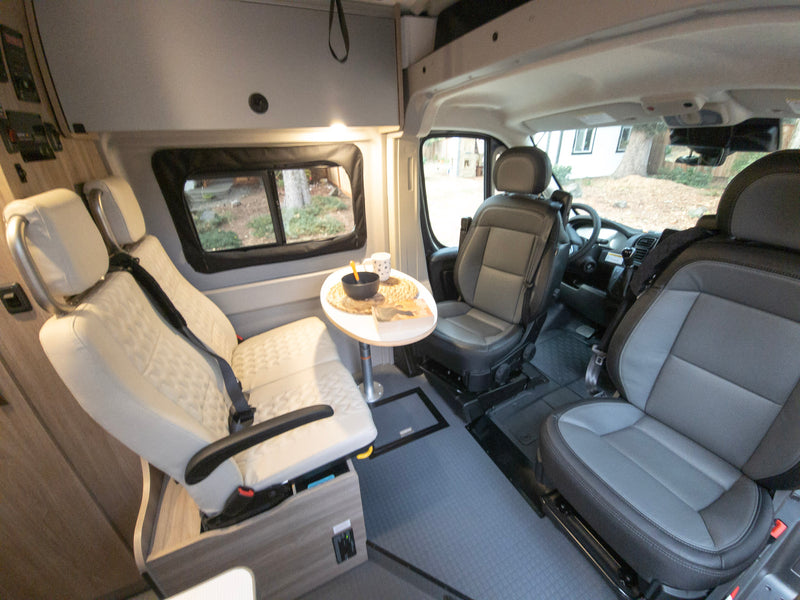  with rear doors open — photo 20