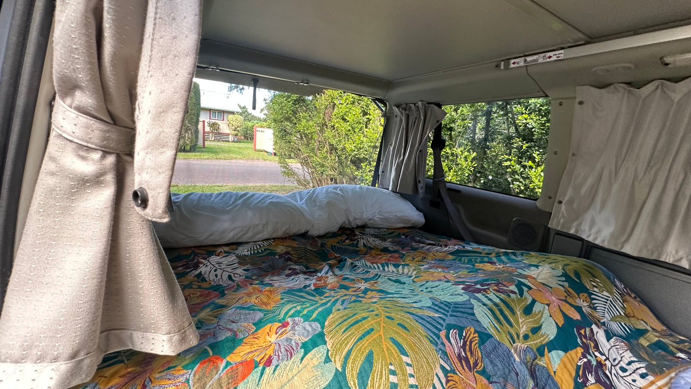 Hanalei VW Camper • Parking, Shower & WiFi