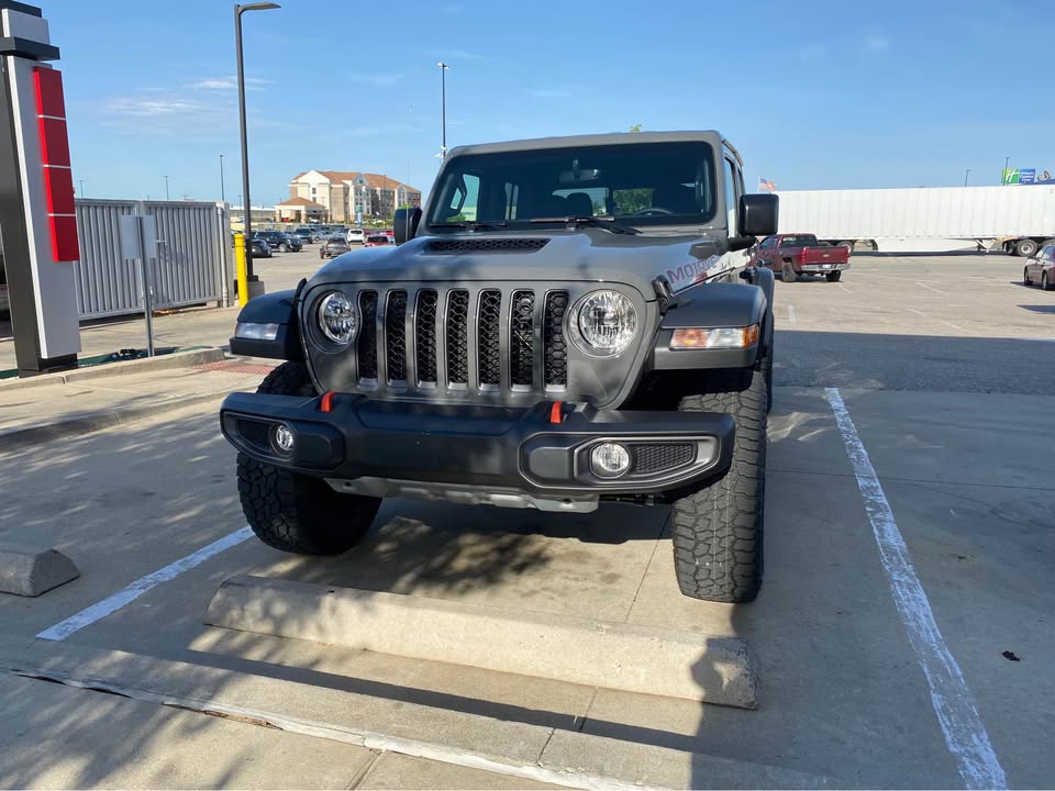 2022 Jeep Gladiator · Mojave Pickup 4D 5 ft in Fresno, CA (photo 5) — photo 5