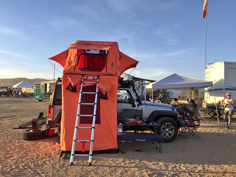 Tepui three person rooftop tent in Wickenburg, AZ (photo 1)