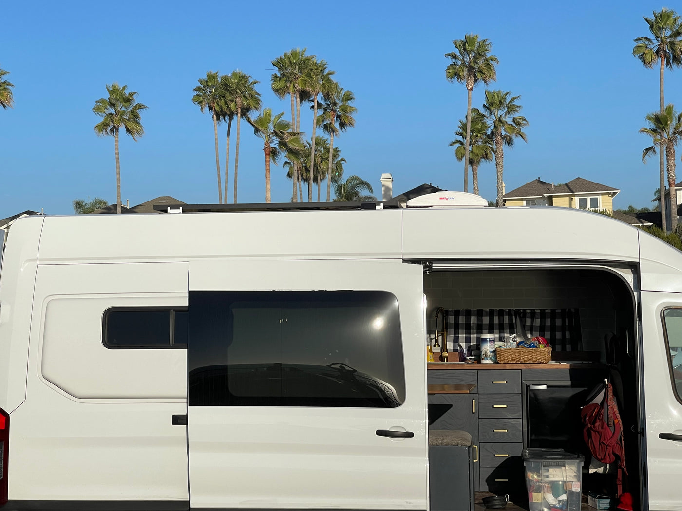 Beautifully Designed Family Camper Van Seats 5, Sleeps 5 — photo 11