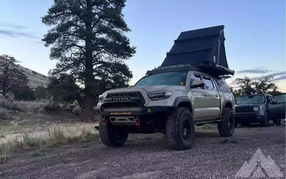 large cvt mt. hood rtt — used rooftop tents for sale (photo 2) — photo 2