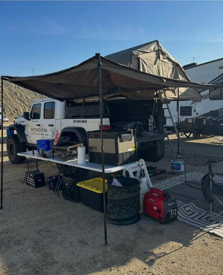 Like New Rhino-Rack Batwing Compact 270° Awning w/ Mounting Brackets & Hardware – Complete – in Santa Clara, CA (photo 1)