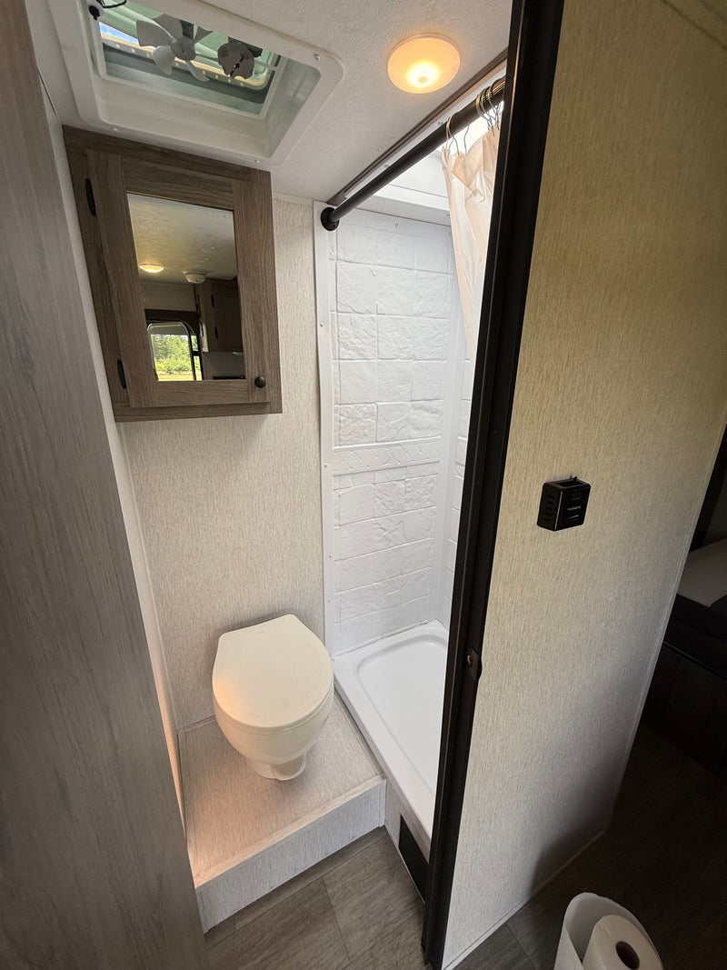 2025 Wayfinder Go Lite Skybreaker — Big Adventure, Small Footprint — photo 9