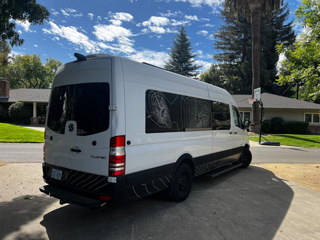 Family Friendly Mercedes Camper-Sleeps 4 — photo 2