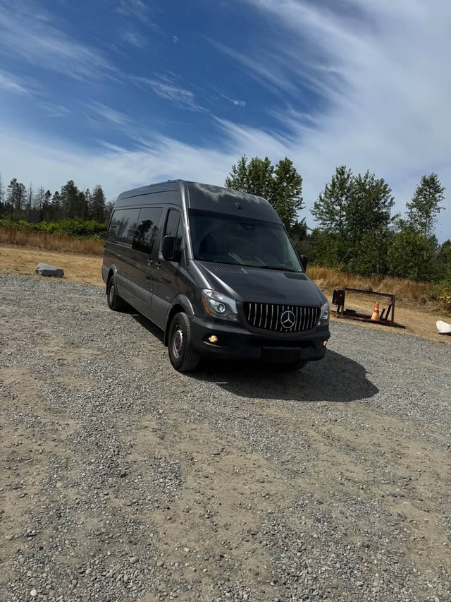 2016 Mercedes-Benz Sprinter 2500 Crew — photo 2