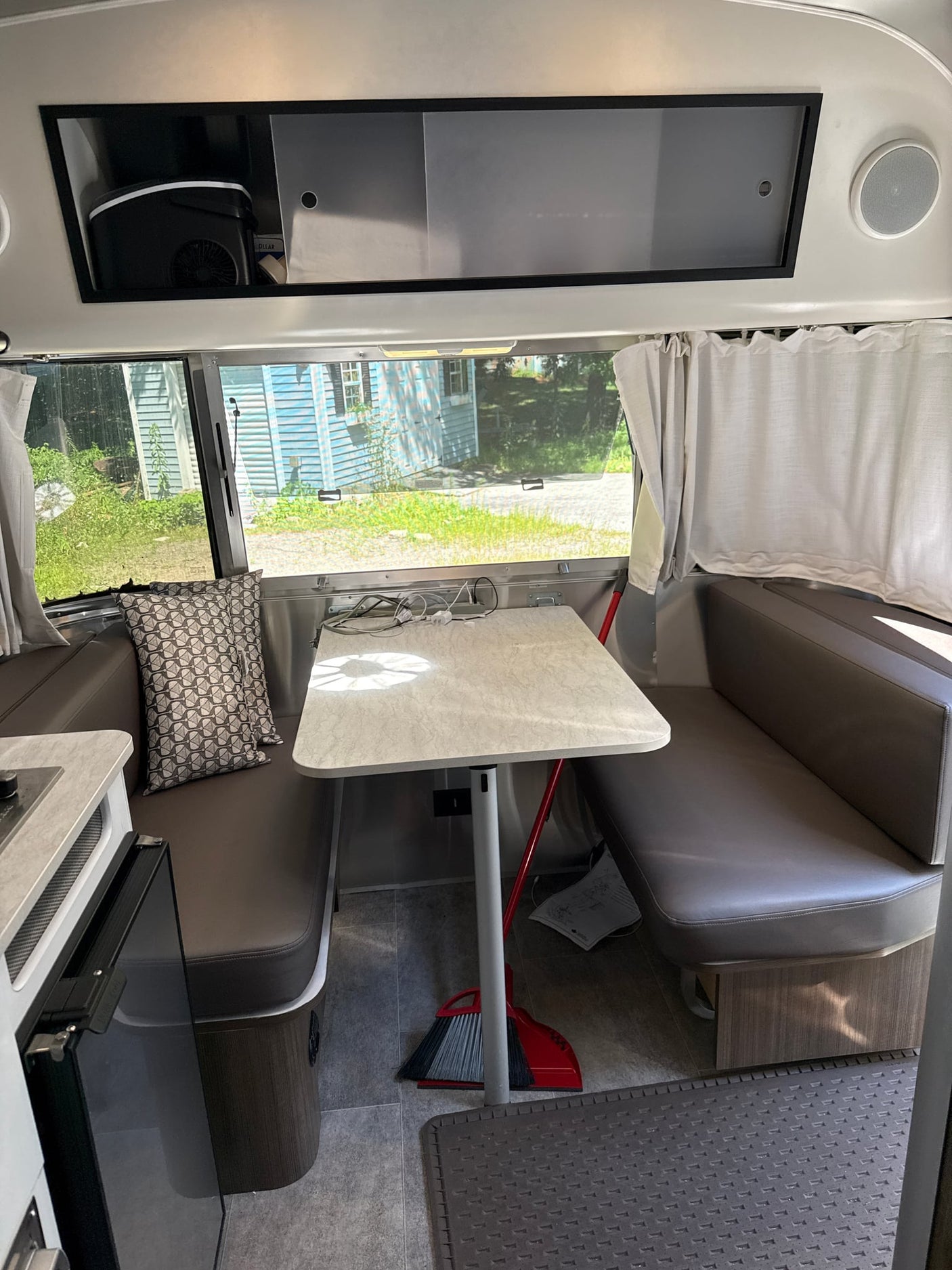 Studio apartment on wheels, or tiny home?