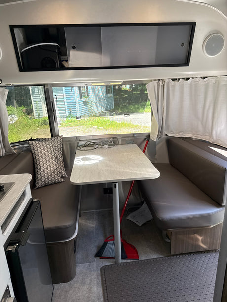 Studio apartment on wheels, or tiny home?