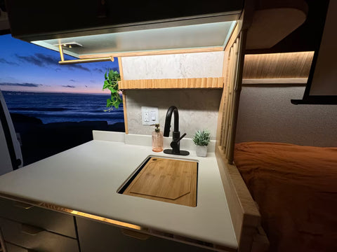 Cocon | Romantic Coastal Camper Van Experience — photo 4