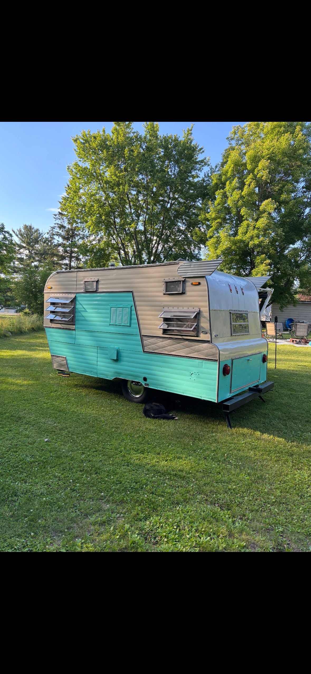 66’ Silver Eagle Retro