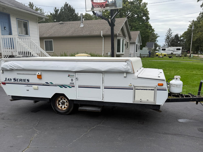  an ideal rv rental option — photo 2