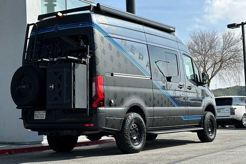 Adventure-Ready Sprinter 4x4 (Seat+Sleeps 4) for Families! — photo 4