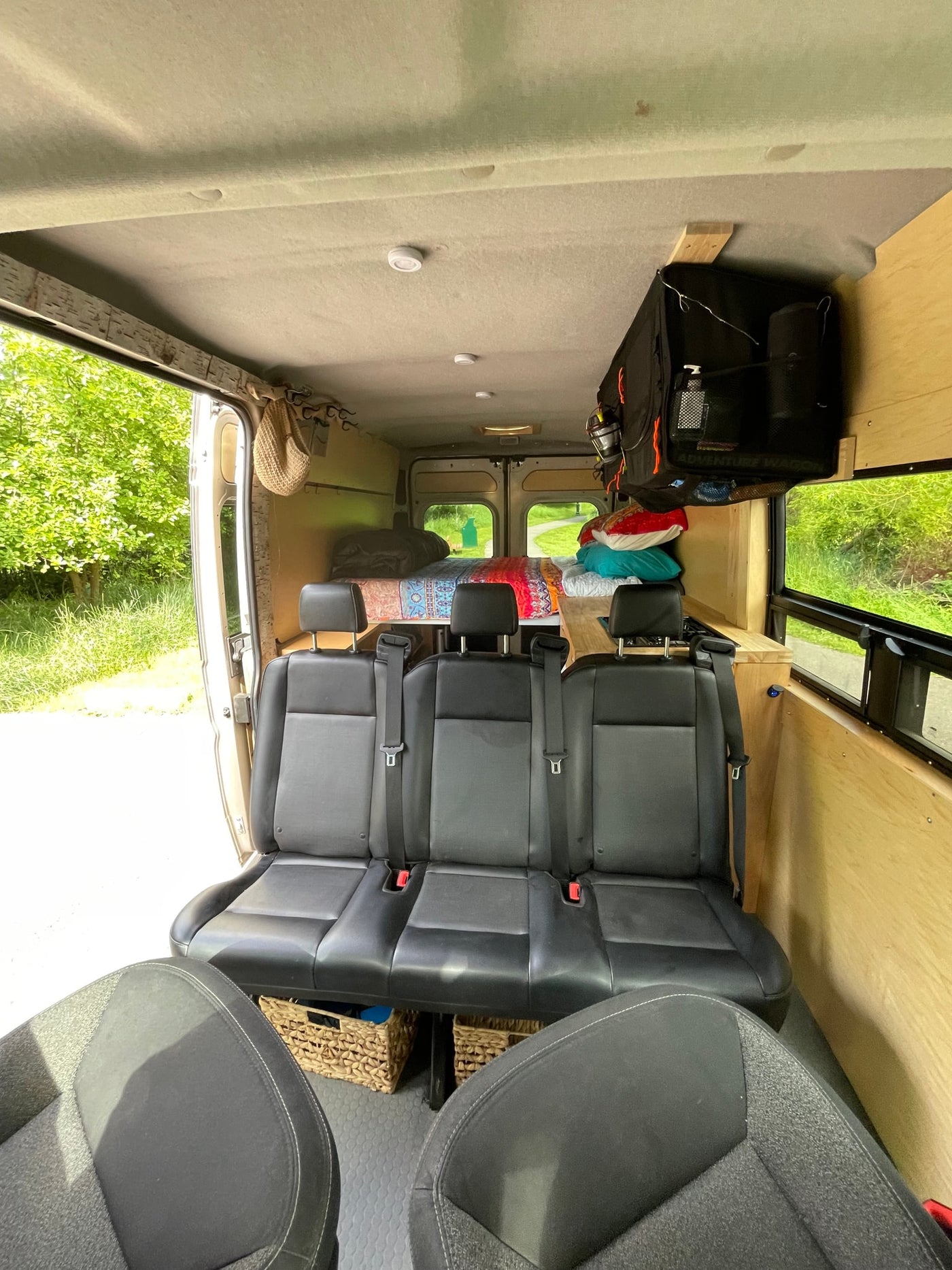  multiple passenger seats — photo 5