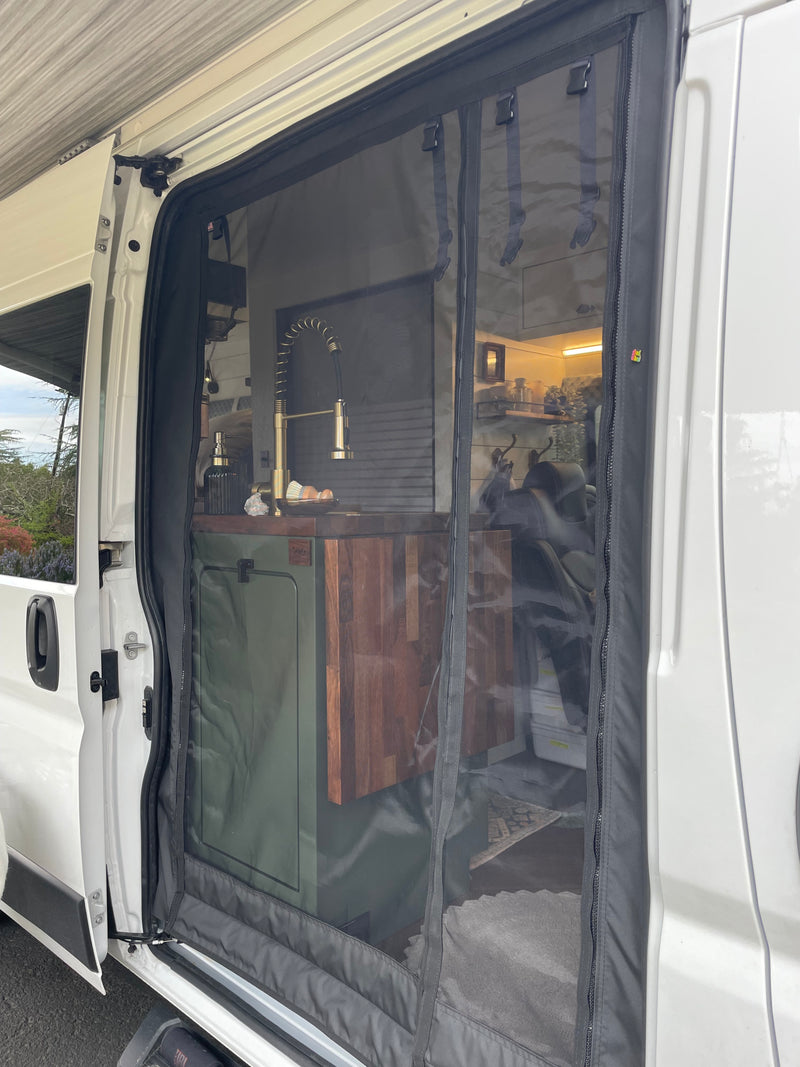WanderNest — Seats 3, Luxury, Fully loaded. Ready for adventure — photo 17