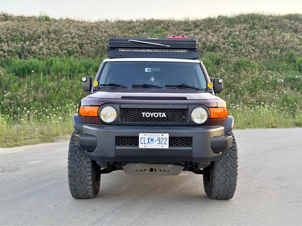 2007 Toyota FJ Cruiser in Markham, ON (photo 1)