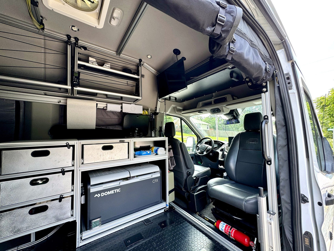 VanDoit LIV — Off-Grid Camper Van — photo 6