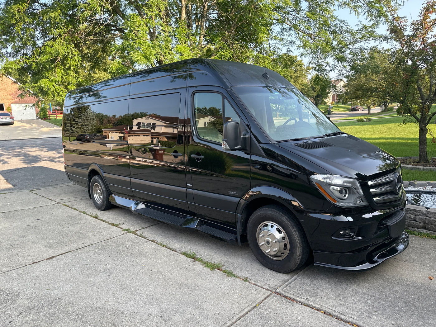 Midwest Auto Designs Touring Coach with Heated and Massage Seats — photo 5