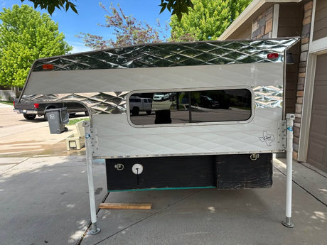 2012 Capri Retreat Truck Camper in Loveland, CO (photo 2)