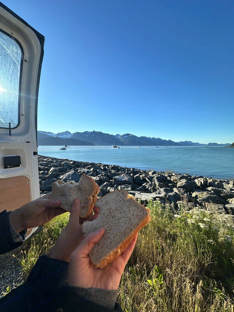 Badass Adventure Van - Free Airport Delivery - Unlimited Miles