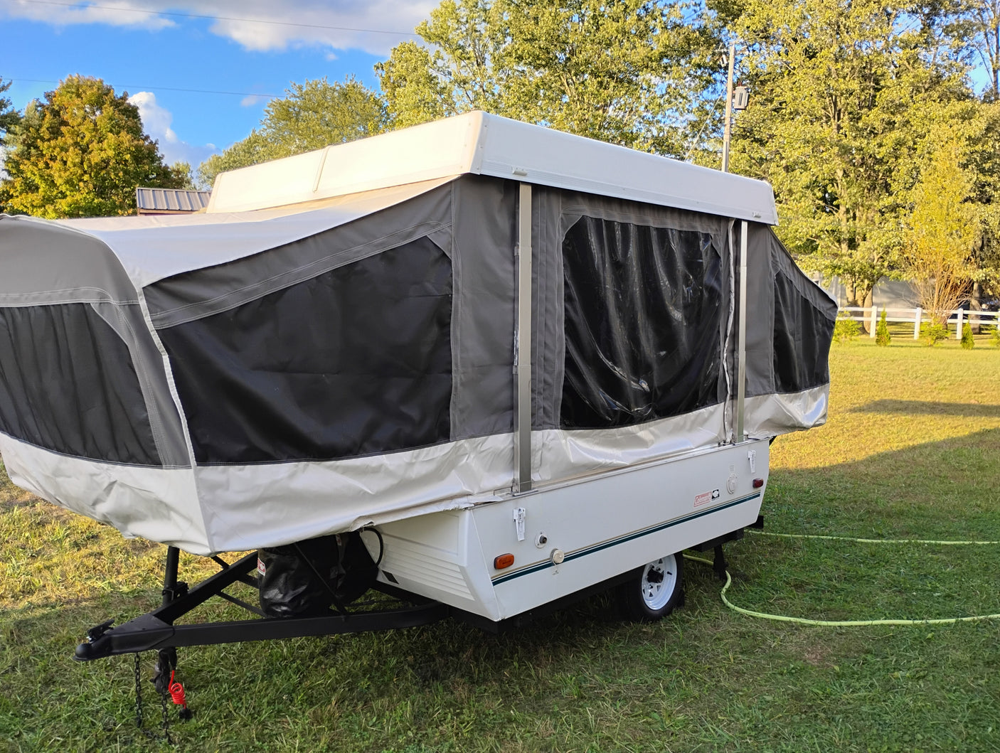 1999 Coleman Destiny Taos