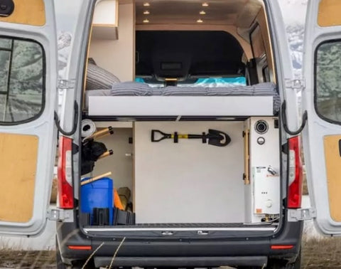 2022 Mercedes-Benz Sprinter — photo 2