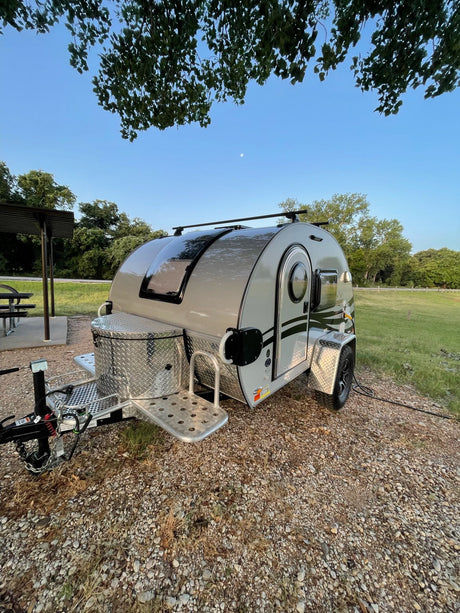 T@g Luxury Teardrop—Gas Saver! A/C & Heater, Outdoor Kitchen & King Bed!