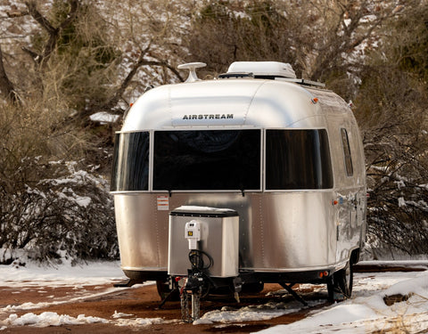 Petite Peak-Baggin' Basecamp– overland rental