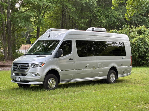 Airstream Interstate Tommy Bahama 4x4 Luxury Camper Van overland rental