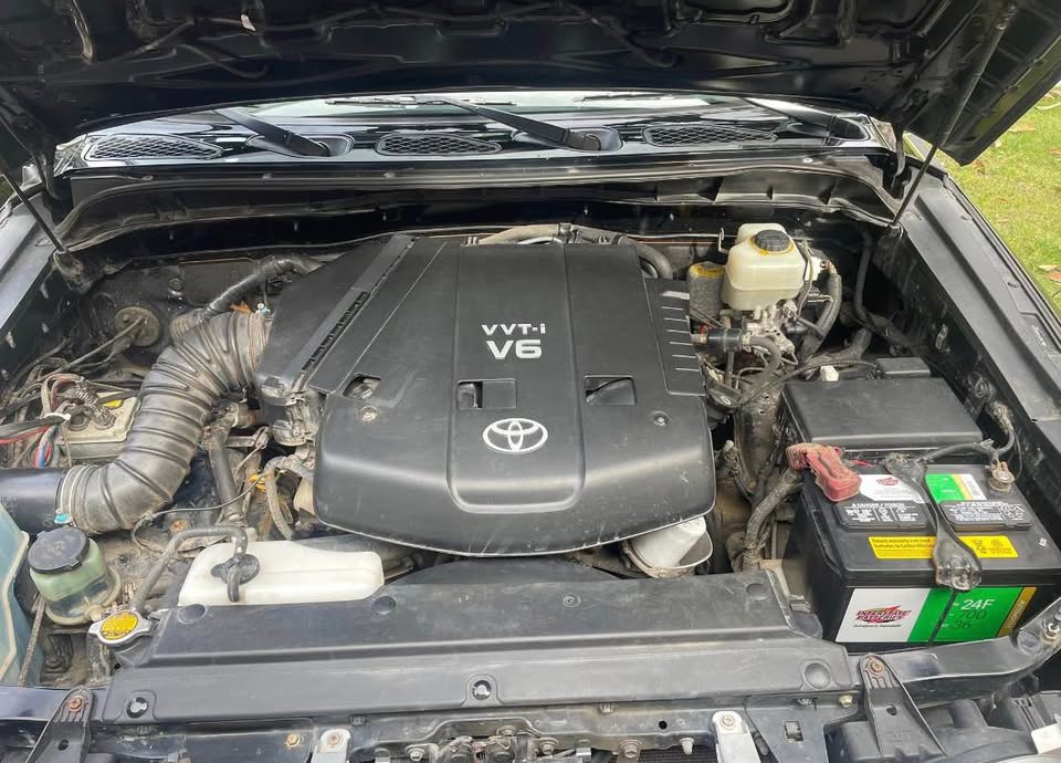 2009 Toyota FJ Cruiser in Irvine, CA (photo 11) — photo 11