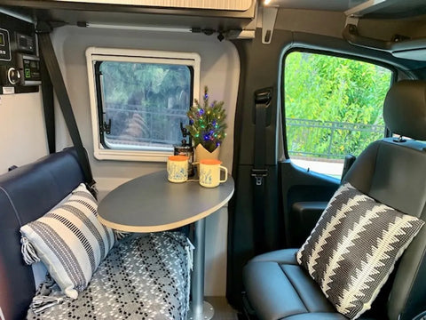 Warthog: 4x4 Winnebago Revel — photo 5