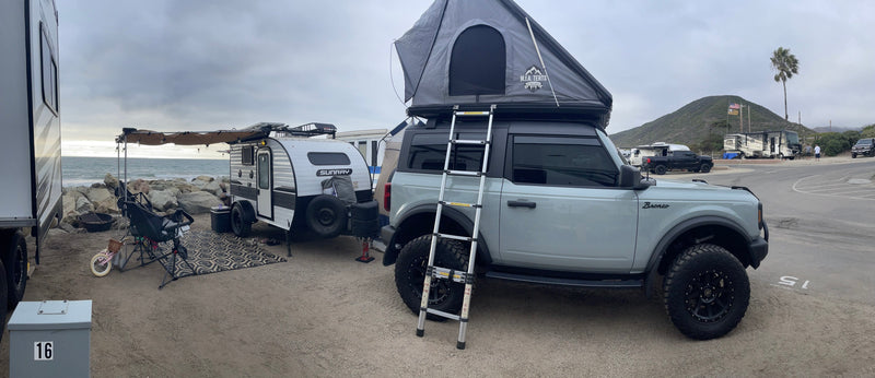 Beachside RV rental setup: a Bronco with rooftop tent & Sunray teardrop trailer for an adventurous camping trip. — photo 8