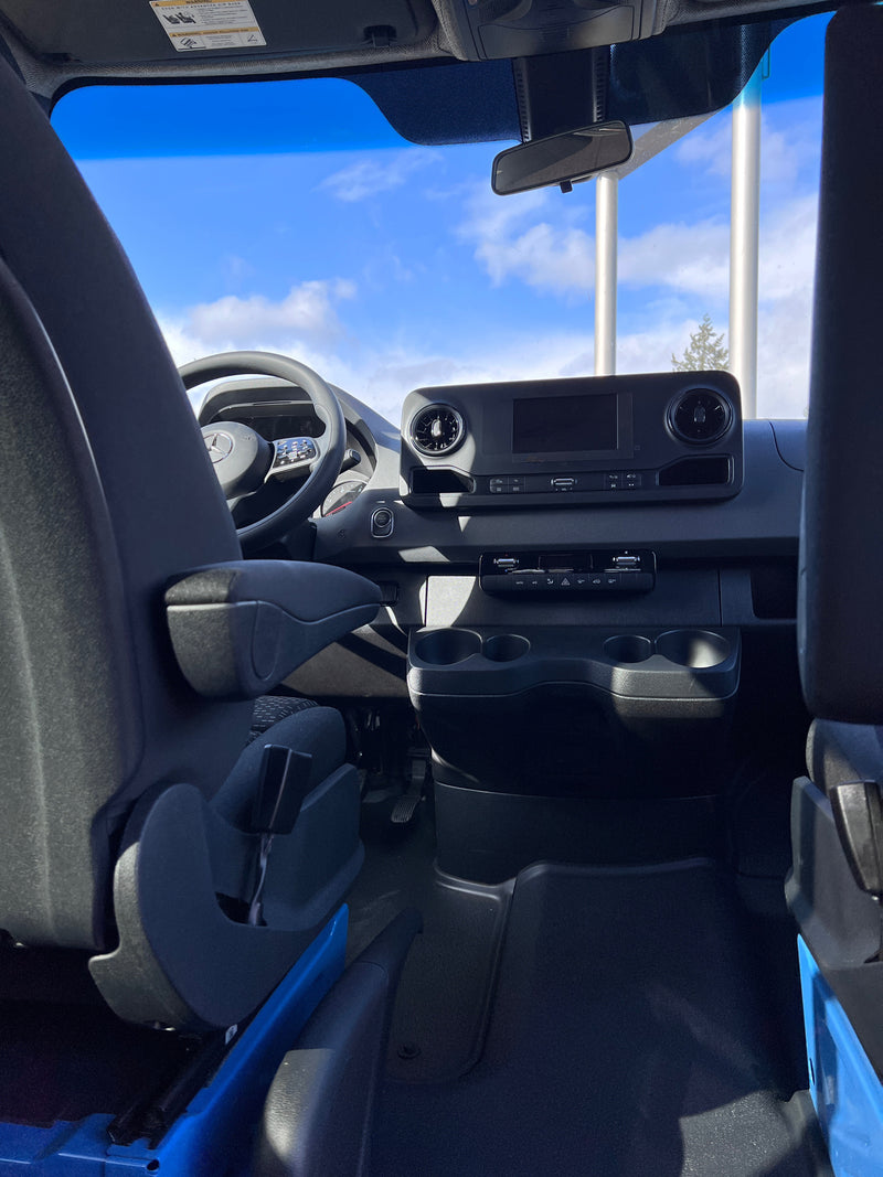 Mercedes-Benz High Roof Sprinter Van 2500 4x4 - "Matanuska" — photo 7