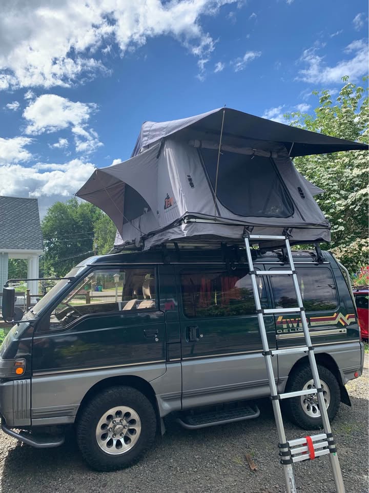 Tepui Kukenam 3 - Ruggedized Rooftop Tent with Annex in Portland, OR (photo 3) — photo 3