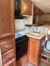 2009 Lance Camper in Spangle, WA (photo 8)