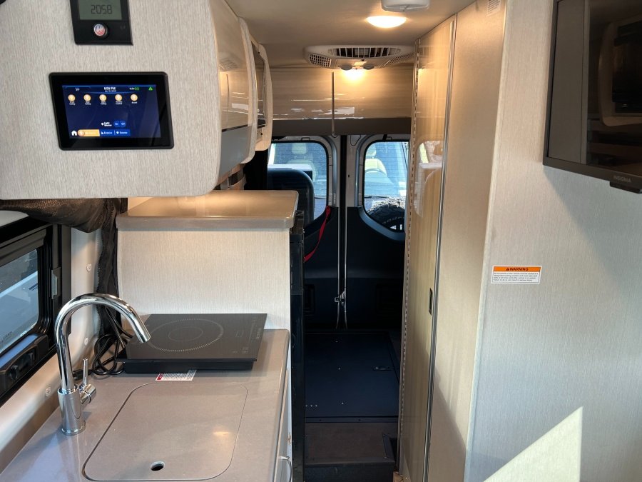 2025 Thor Tranquility 19M AWD in Albuquerque, NM (photo 7) — photo 7